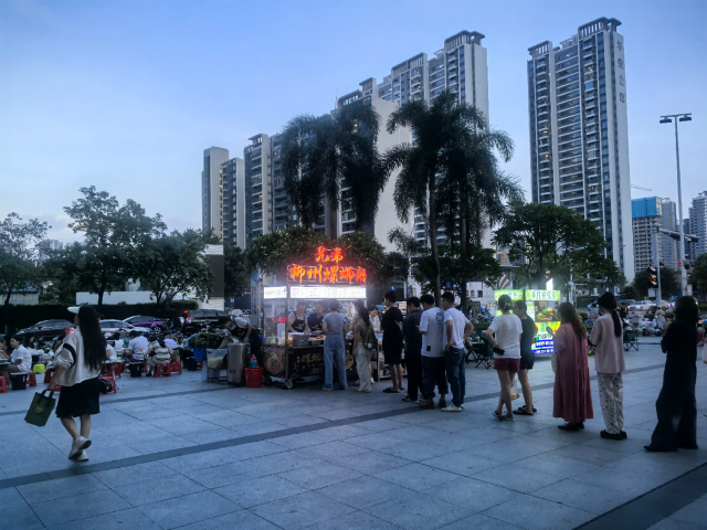 螺蛳粉摆摊店-媒达实体店商家小红书种草案例